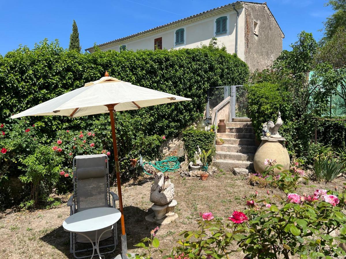 Villa Lumineuse Et Spacieuse ลอร์เกส ภายนอก รูปภาพ